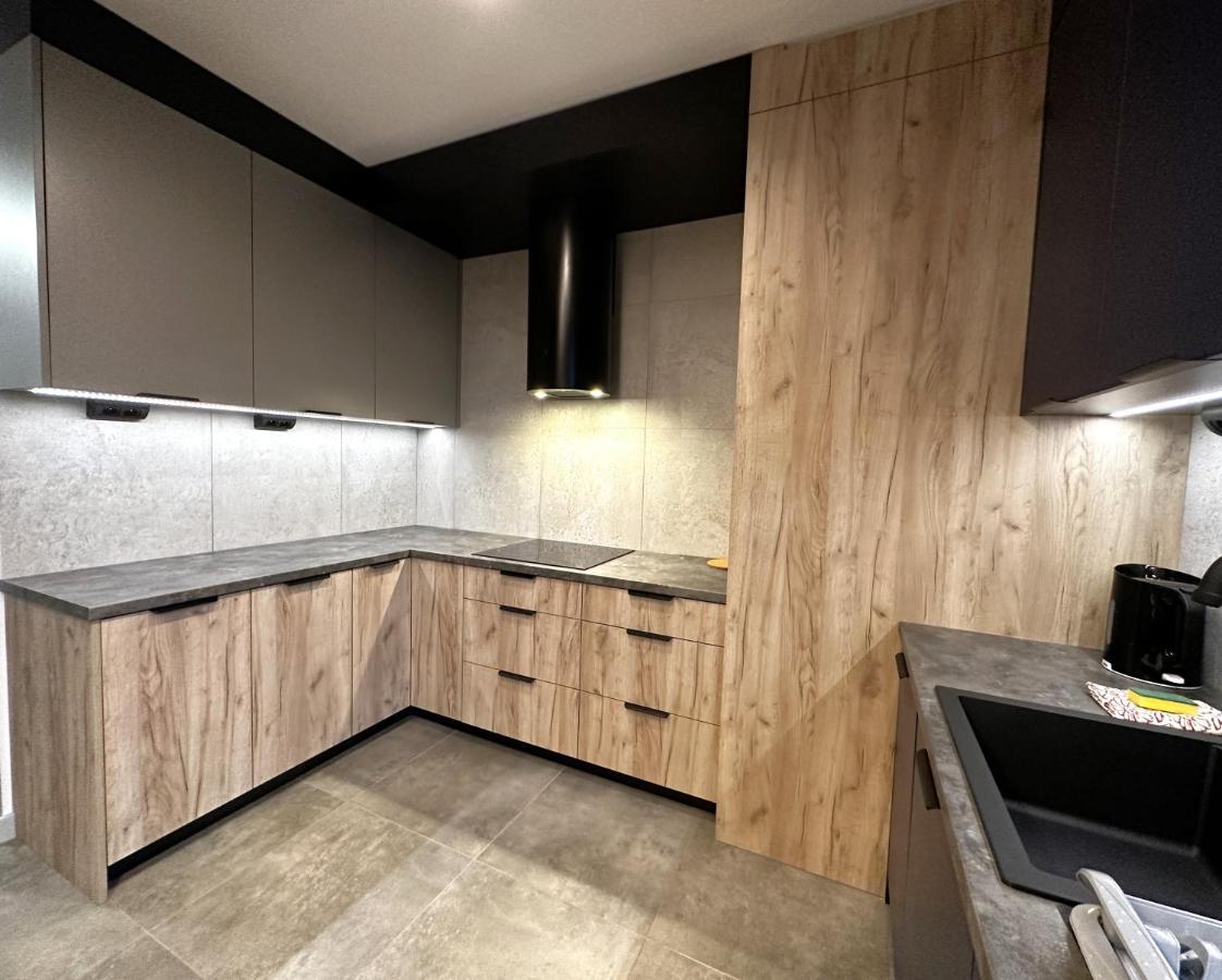 Apartament Lotnisko Chopina Warsaw Airport Εξωτερικό φωτογραφία